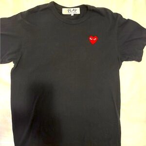 Commes de garçons play black t